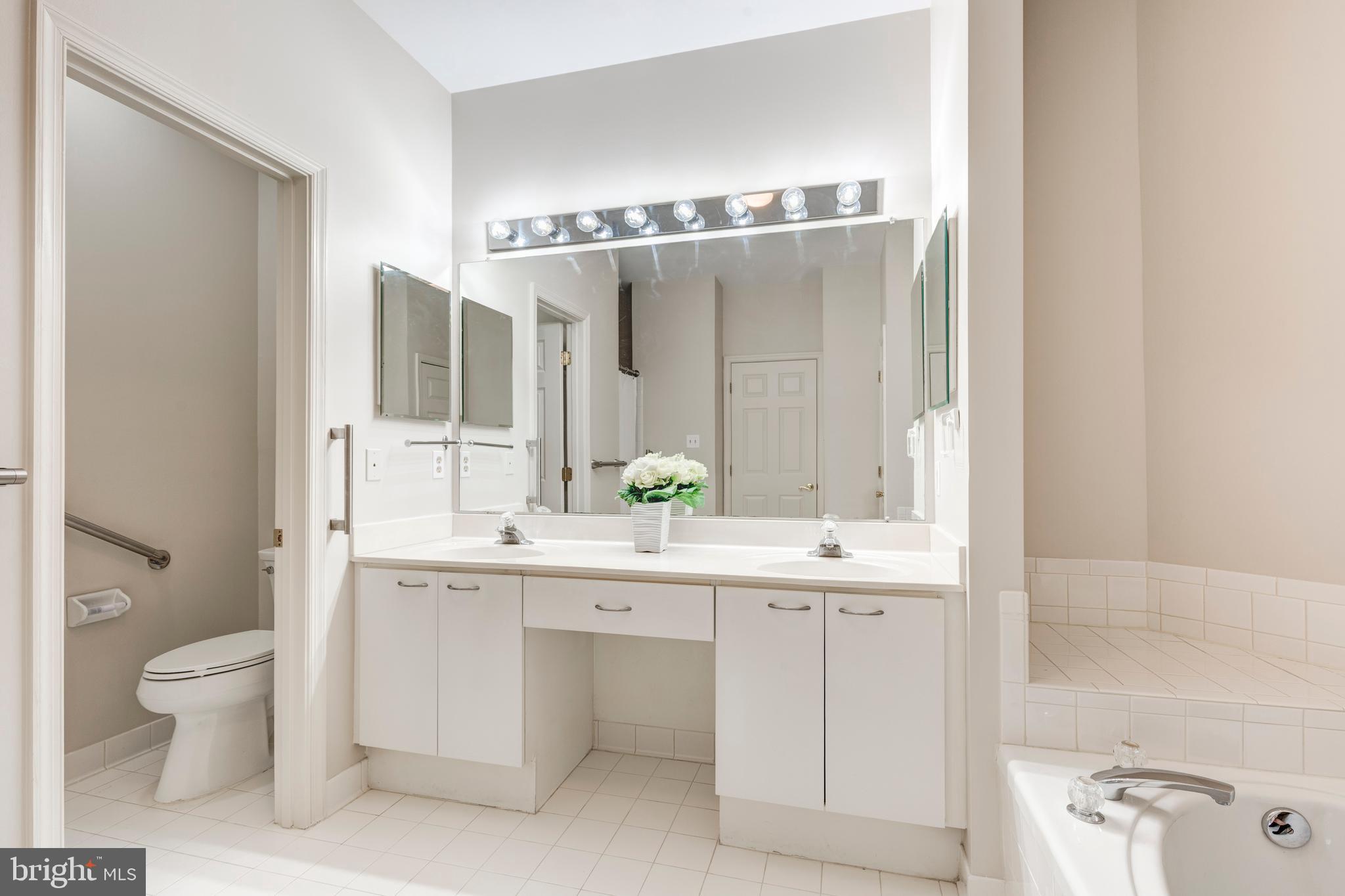 WESTON - Residential