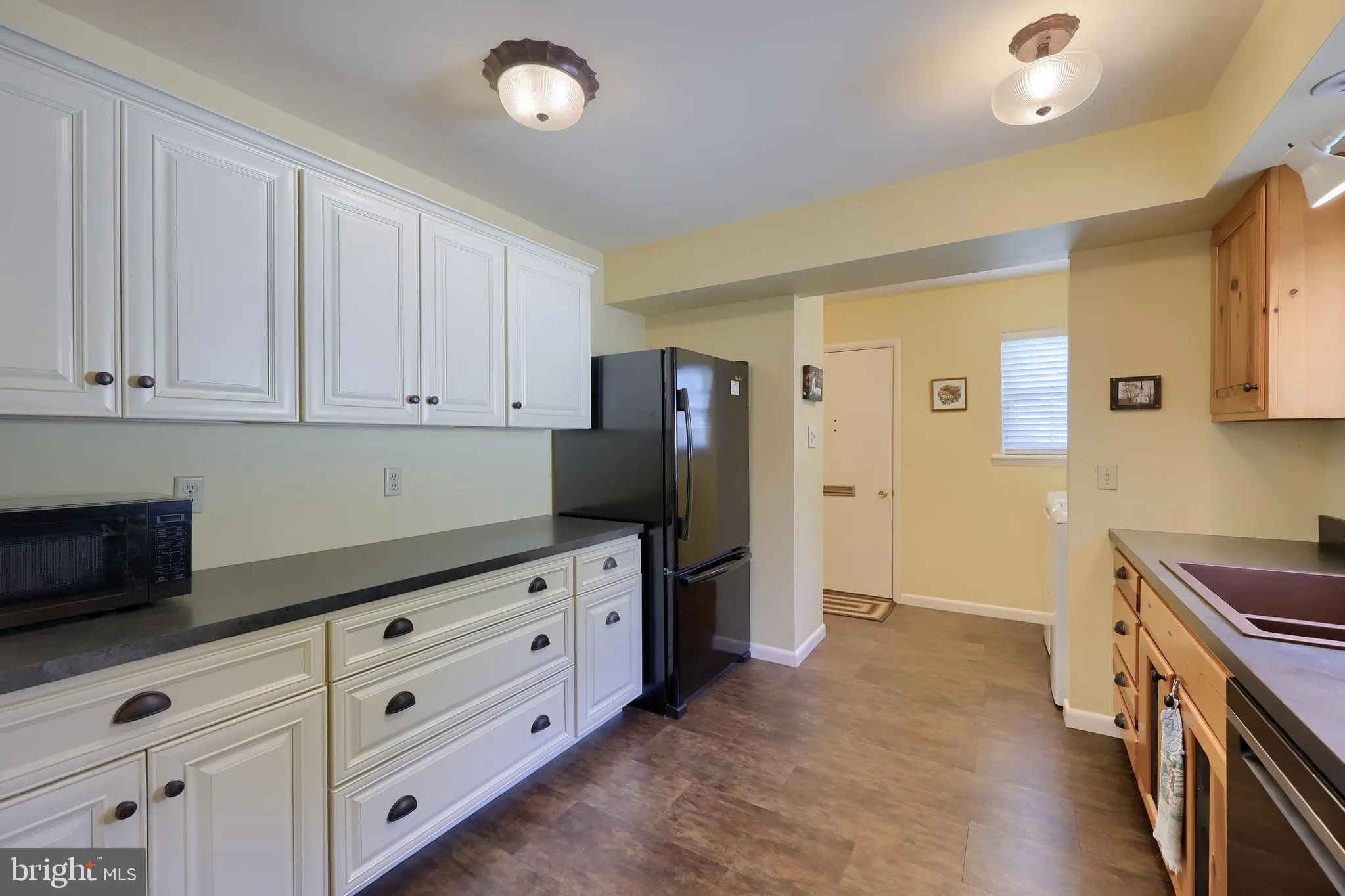 Lancaster, Pennsylvania 17601, United States, 1 Bedroom Bedrooms, ,1 BathroomBathrooms,Residential,Pending,207335