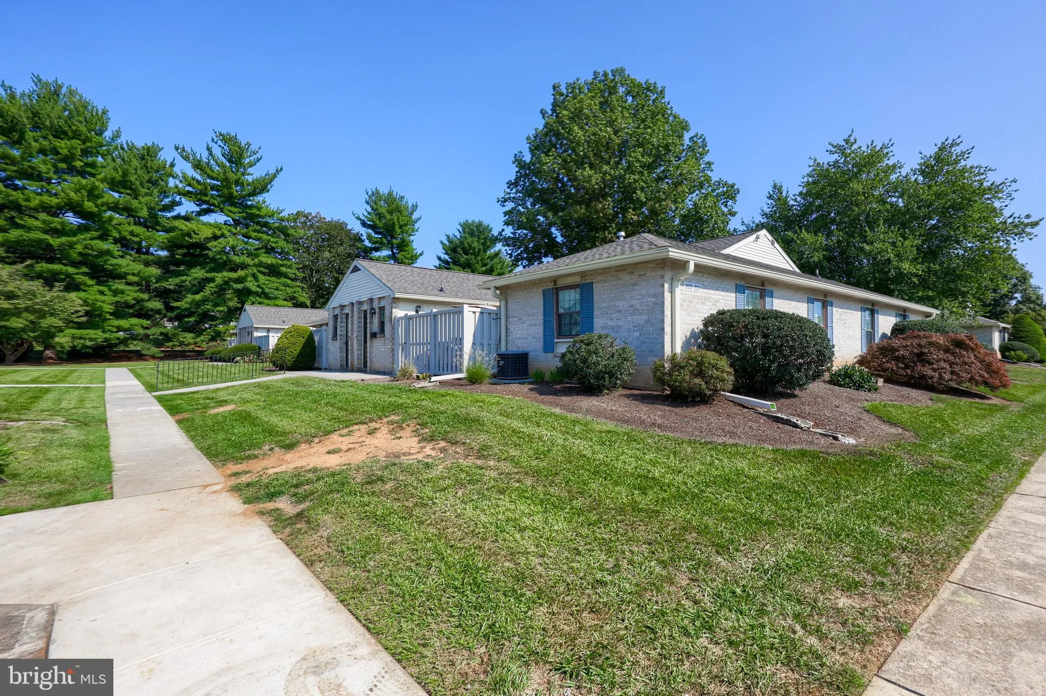 Lancaster, Pennsylvania 17601, United States, 1 Bedroom Bedrooms, ,1 BathroomBathrooms,Residential,Pending,207335