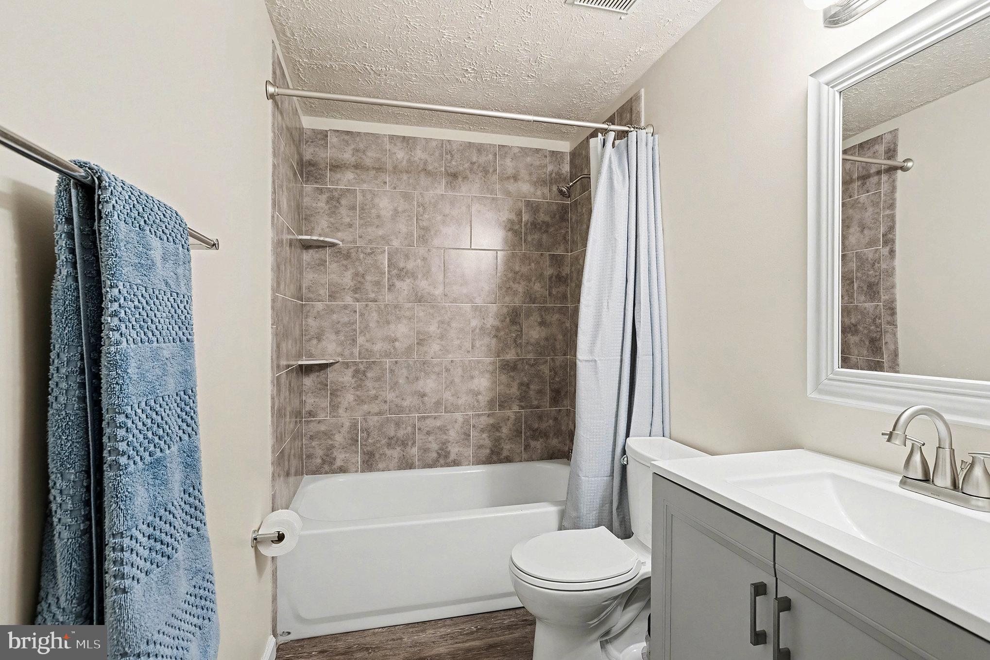 WOODBRIDGE - Residential