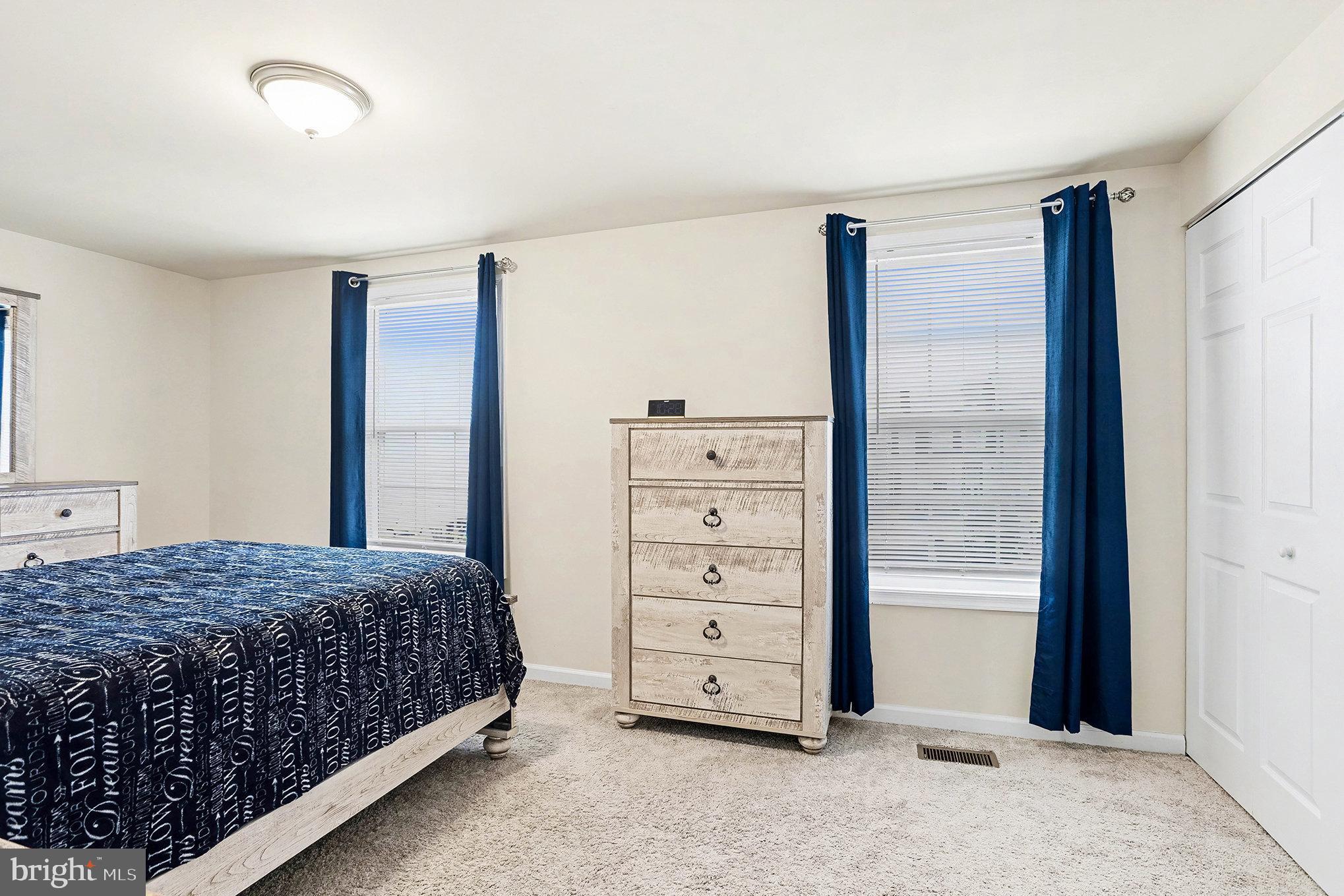 WOODBRIDGE - Residential