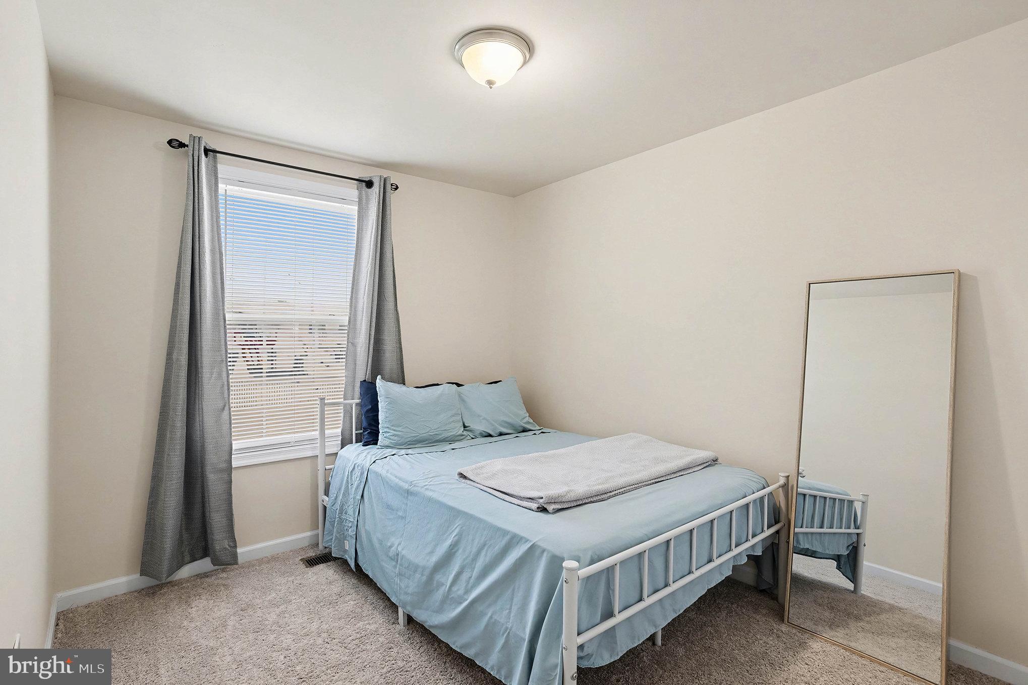 WOODBRIDGE - Residential