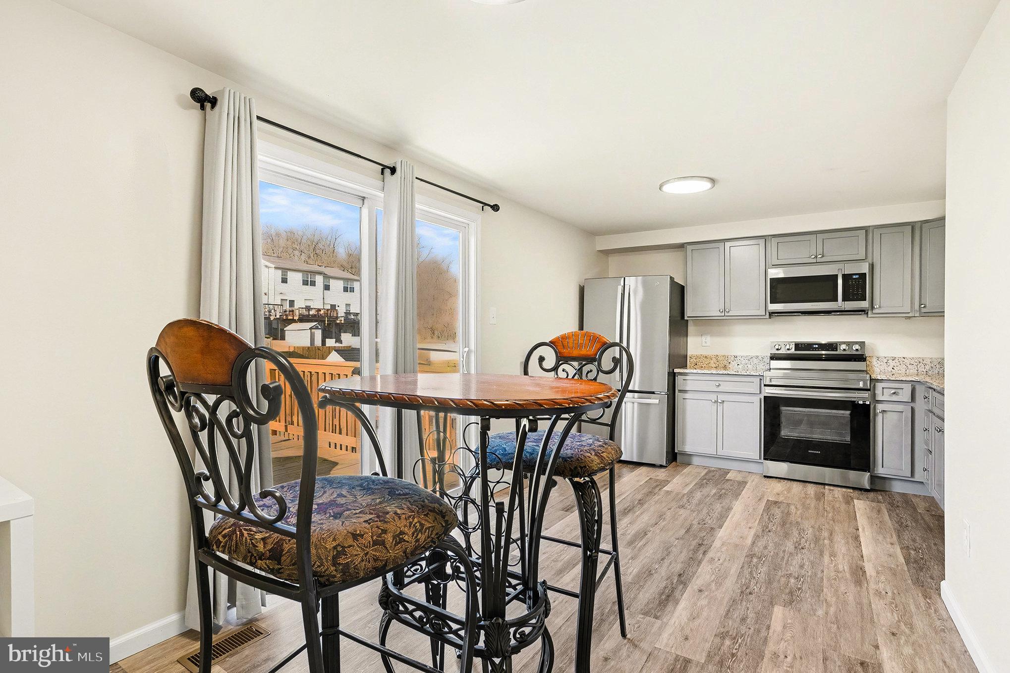 WOODBRIDGE - Residential