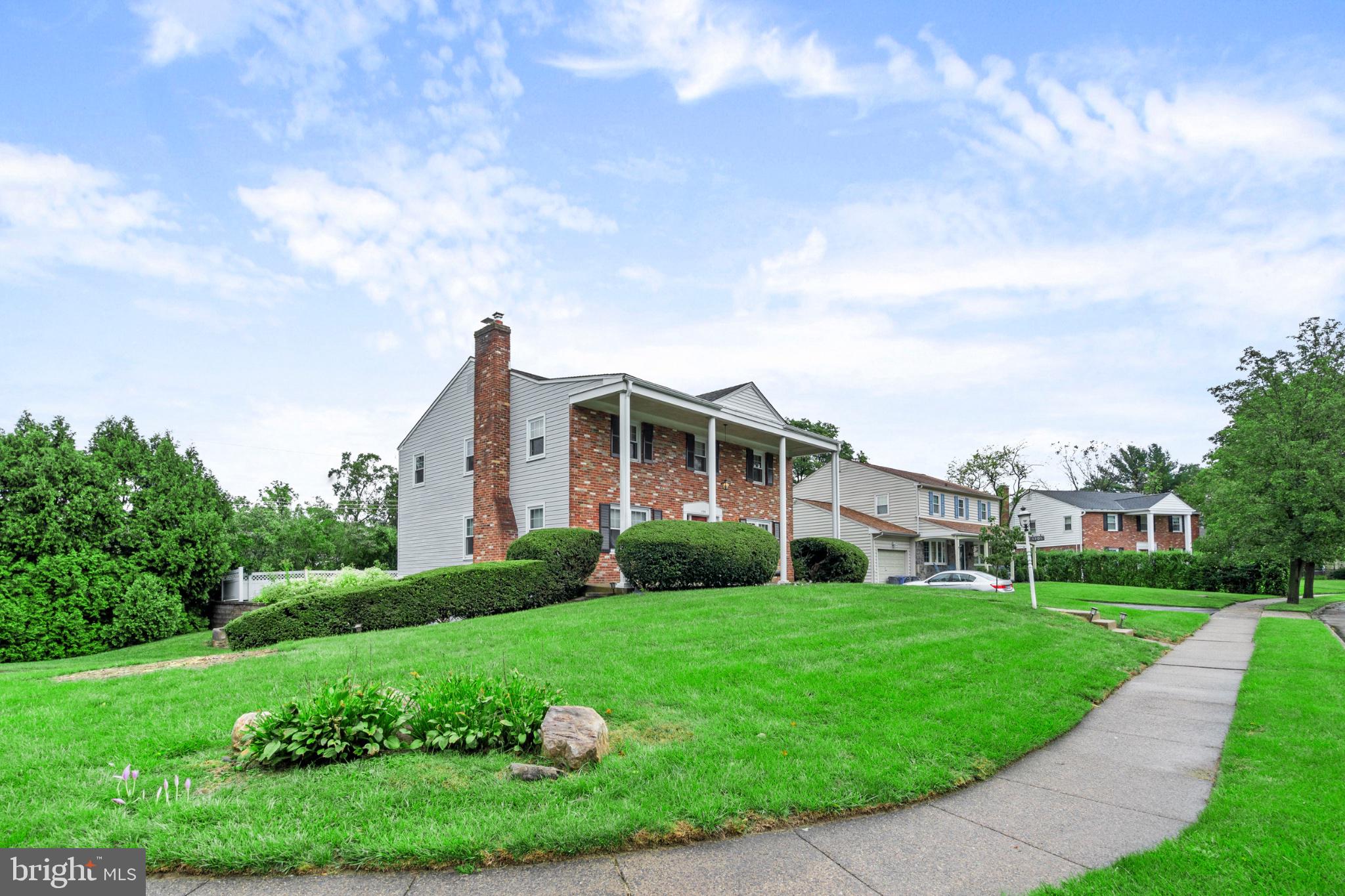 1705 SUE ELLEN DRIVE