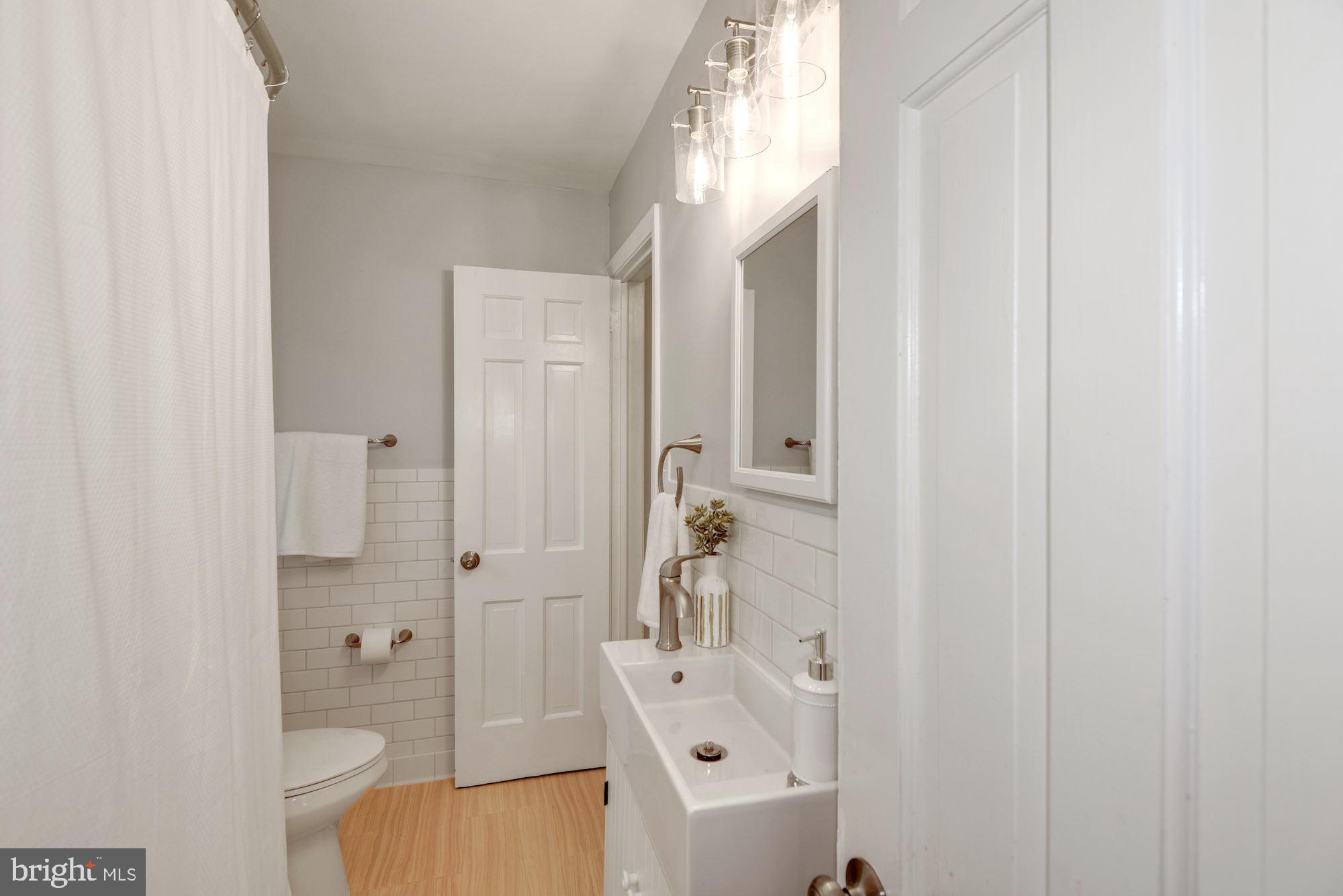 WOODSIDE PARK - Residential