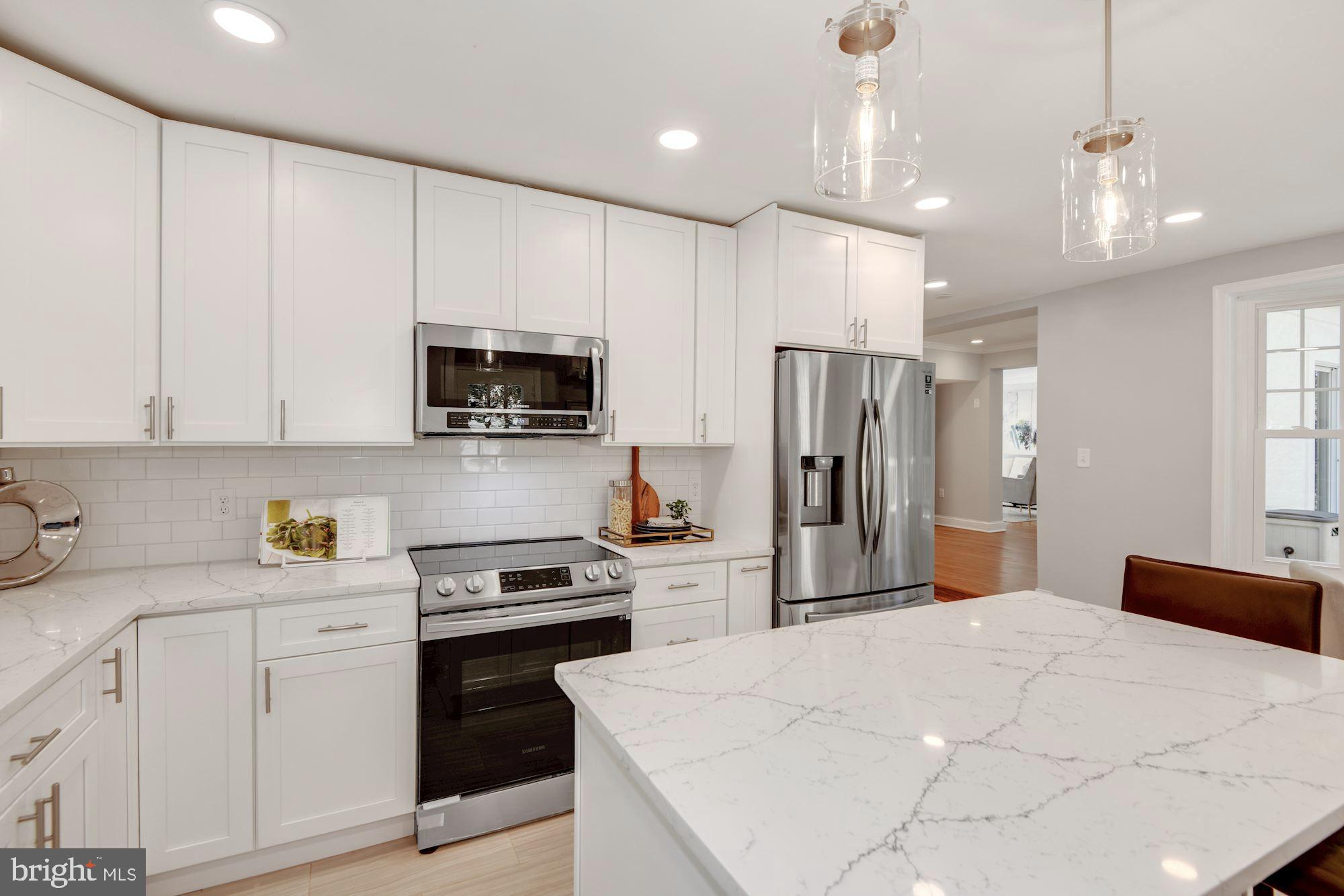 WOODSIDE PARK - Residential