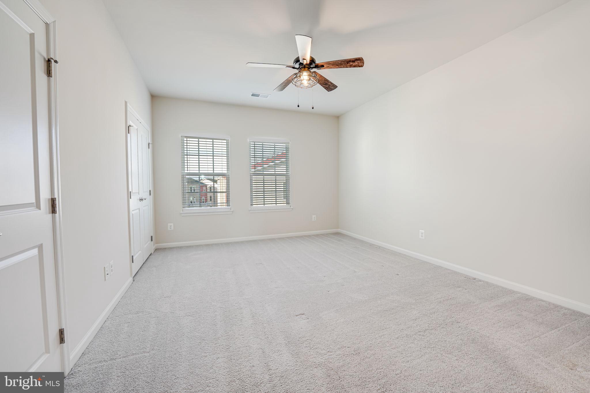 MINTBROOK - Residential