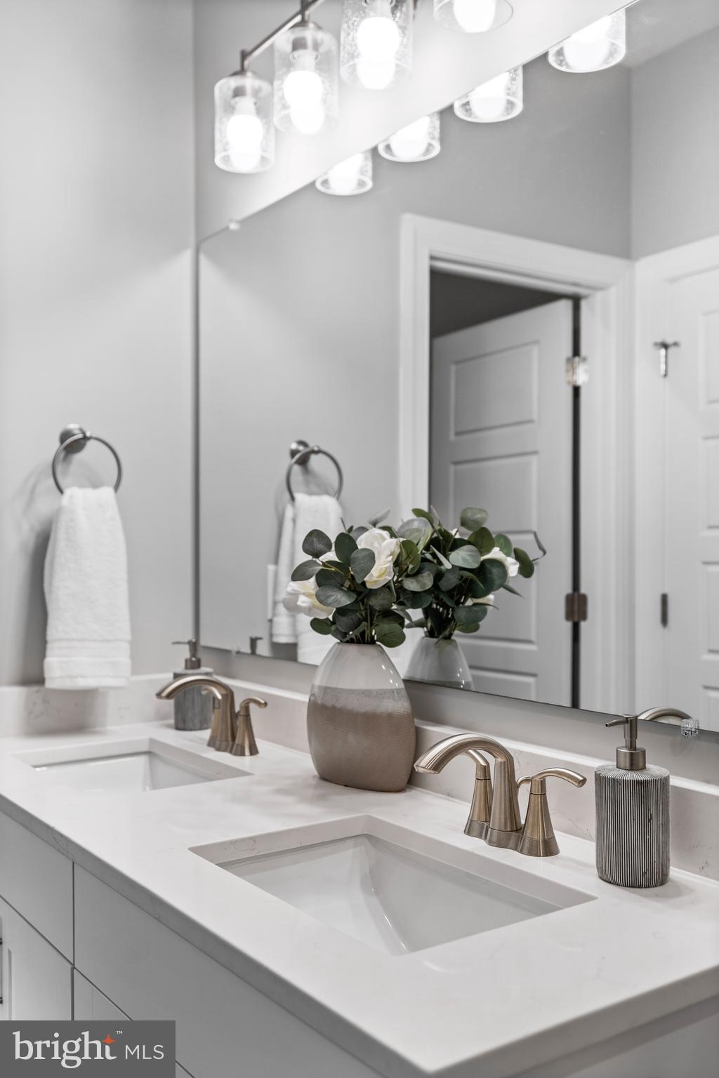 BELMONT RIDGE - Residential