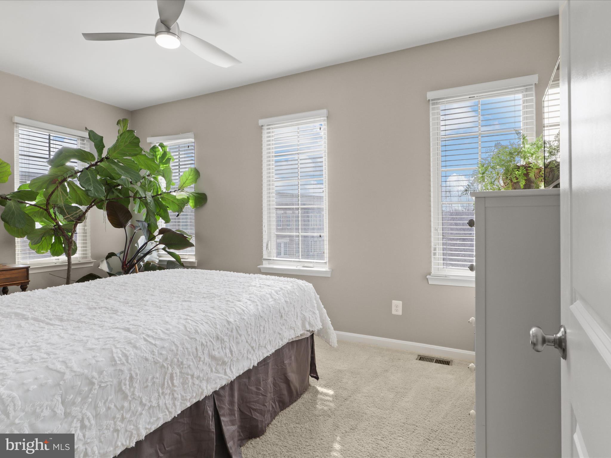 BRAMBLETON TOWN CENTER - Residential