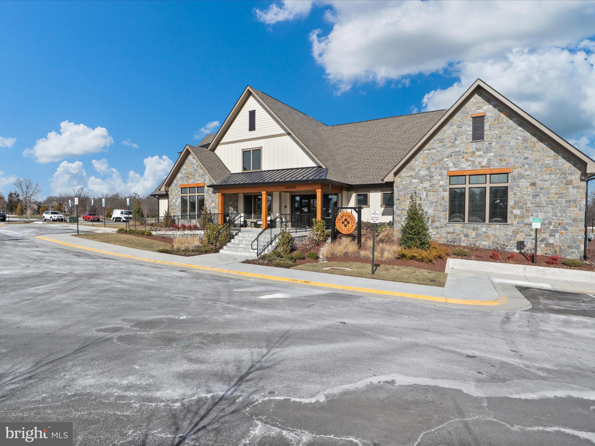 BRAMBLETON TOWN CENTER - Residential