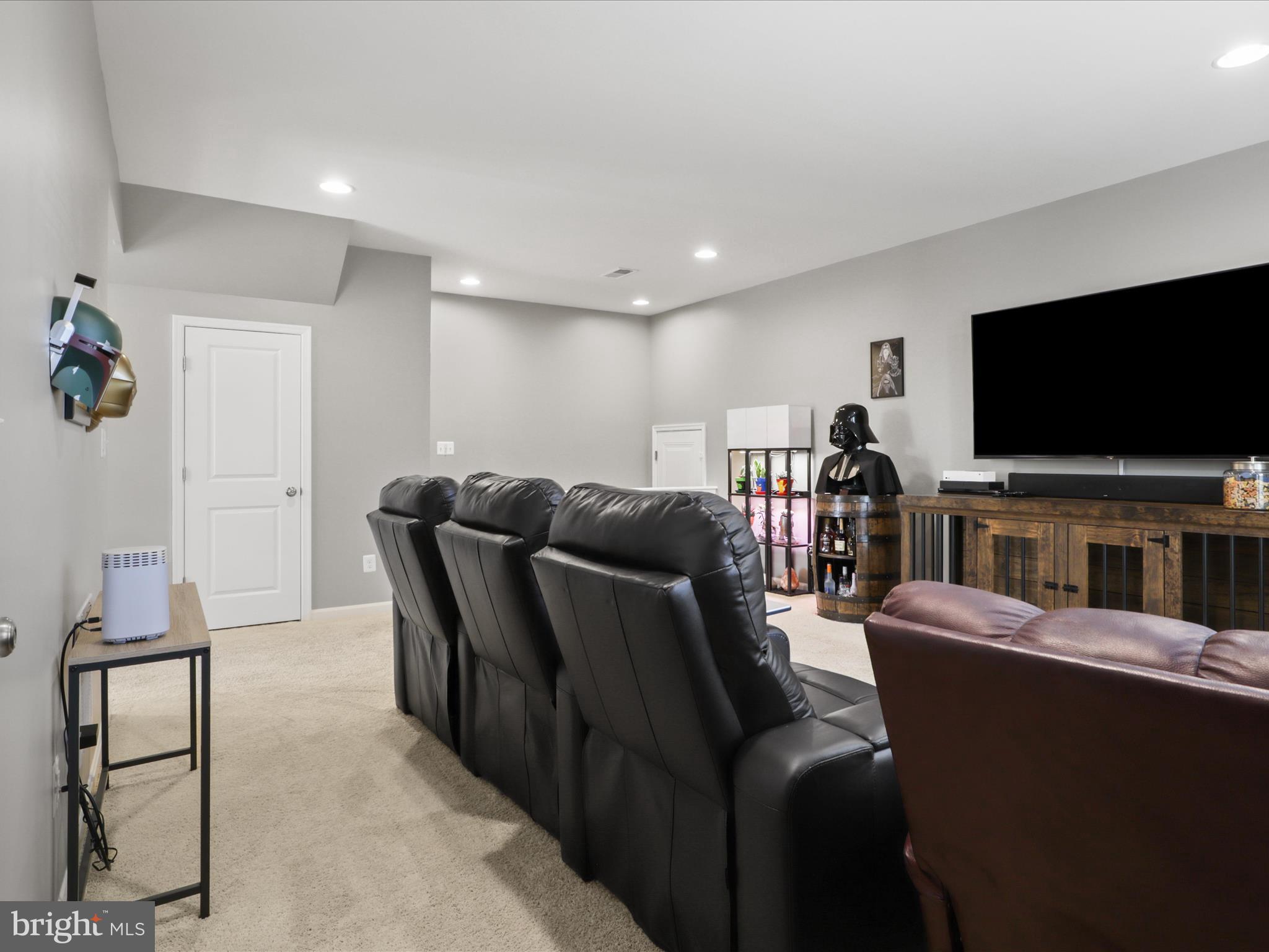 BRAMBLETON TOWN CENTER - Residential