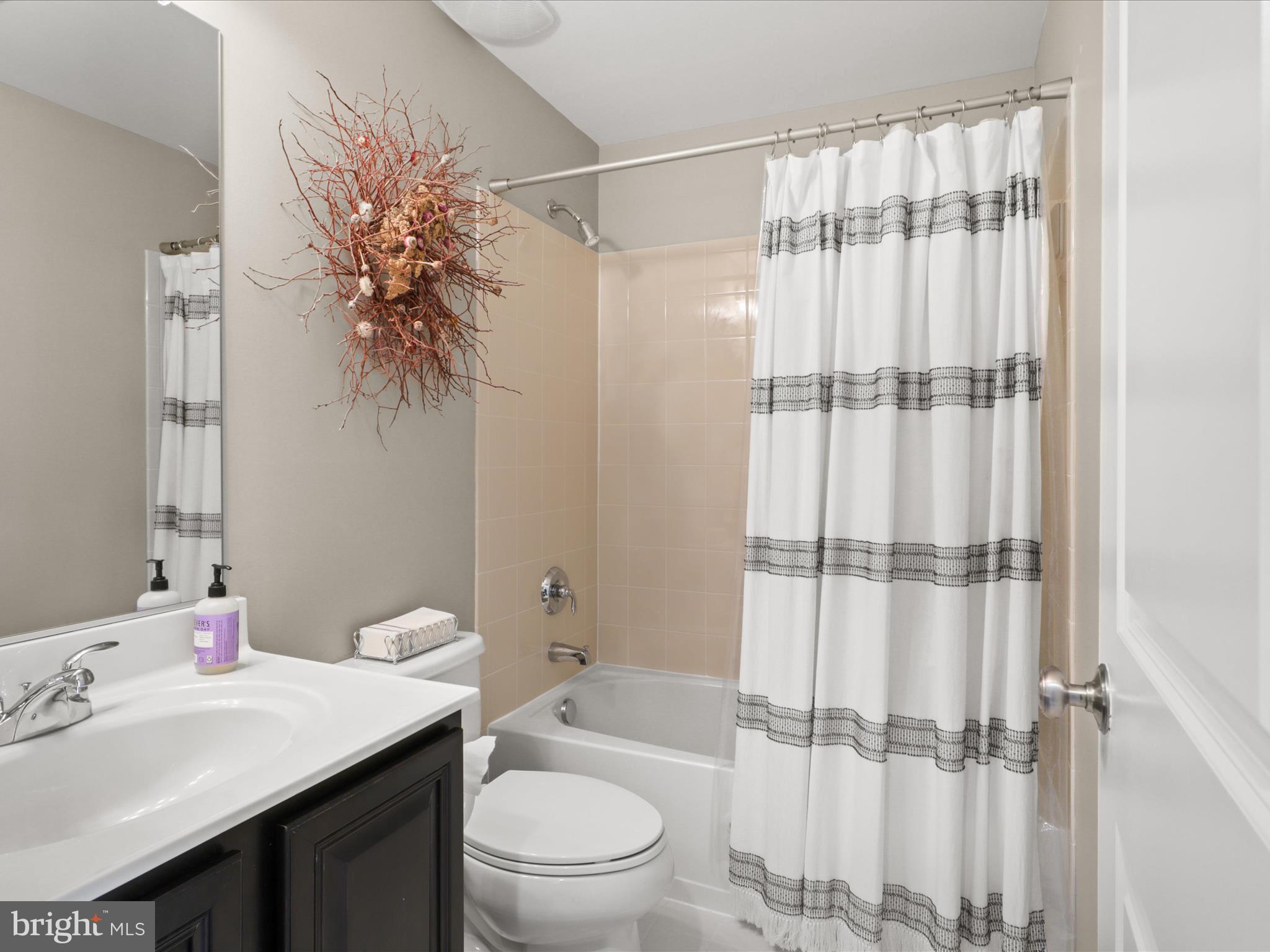 BRAMBLETON TOWN CENTER - Residential