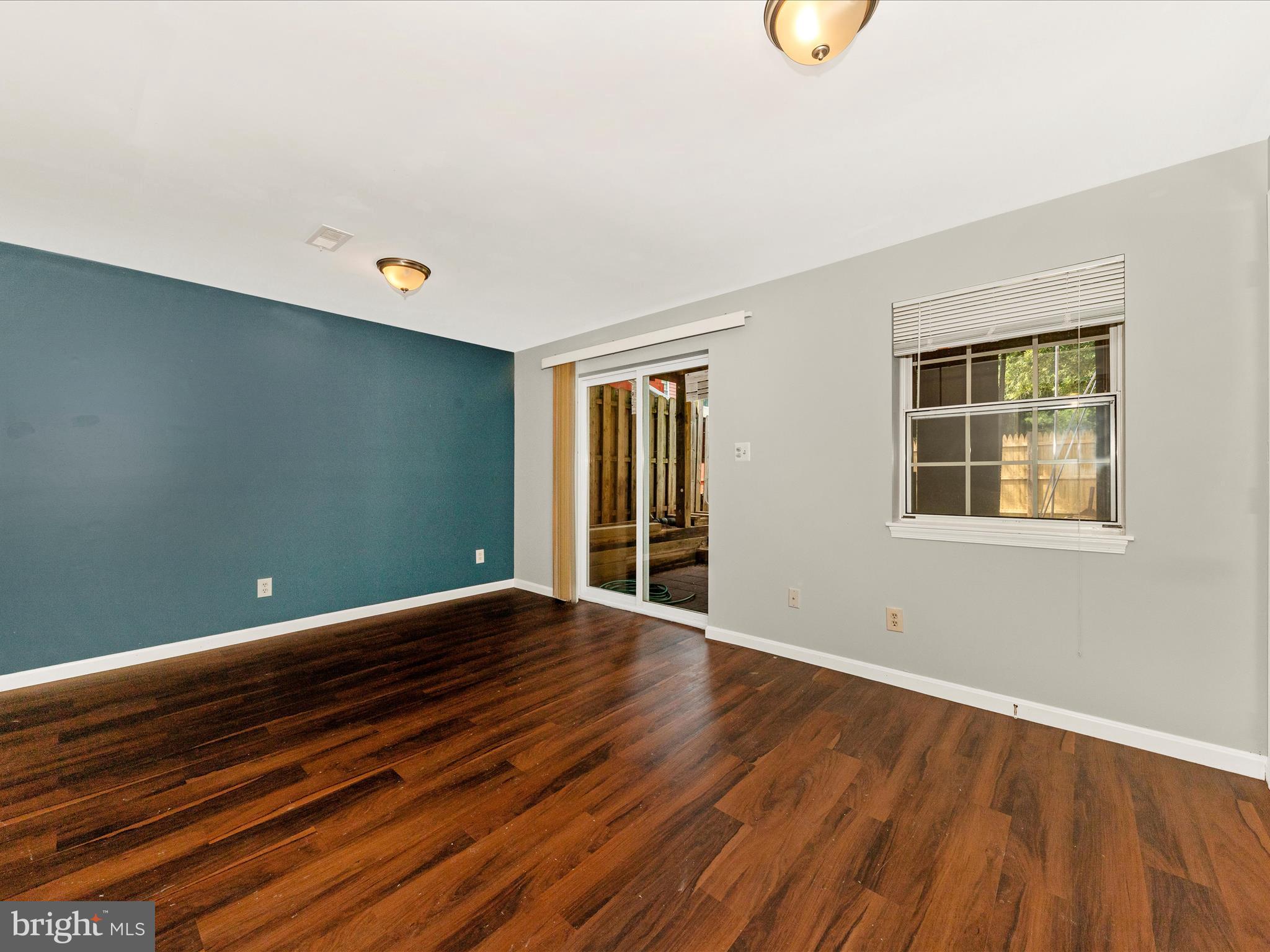 CARROLL PARK MANOR - Residential