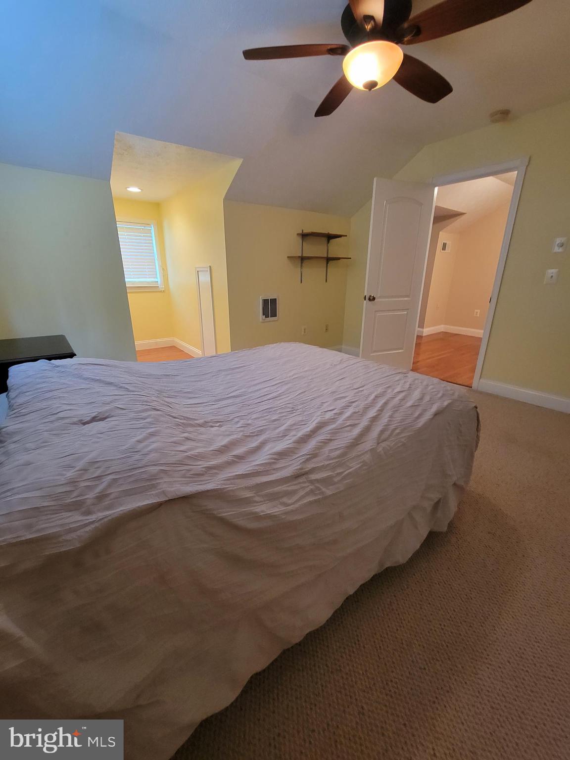 WOLF KNOB - Residential