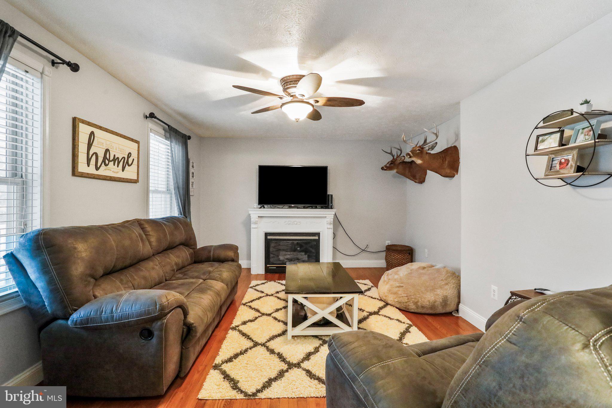 WOLF KNOB - Residential