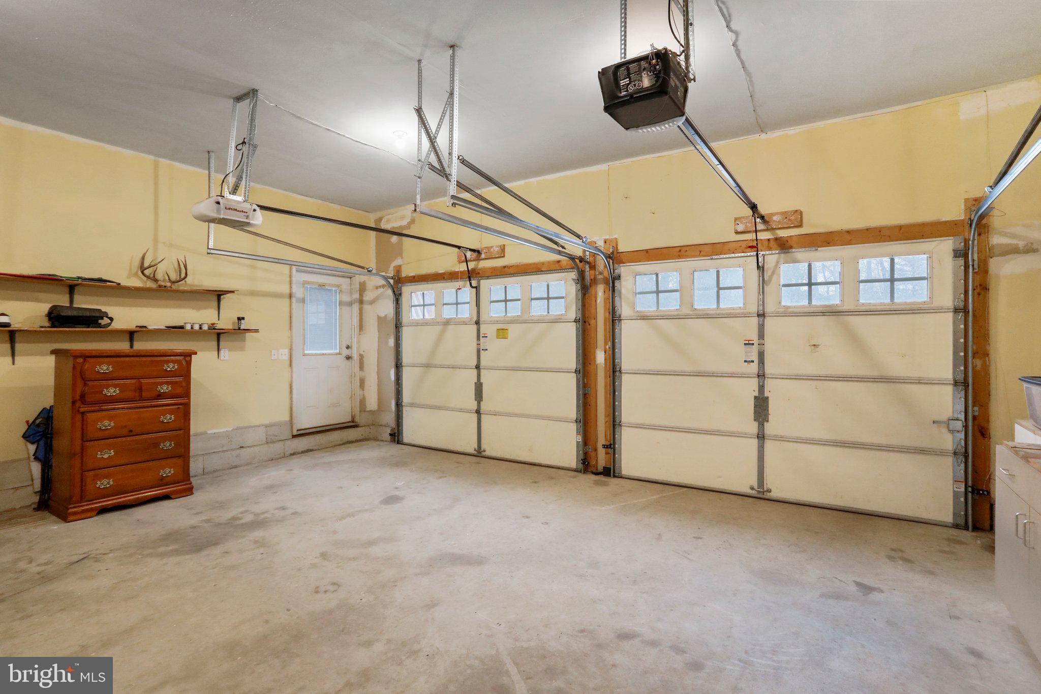 WOLF KNOB - Residential