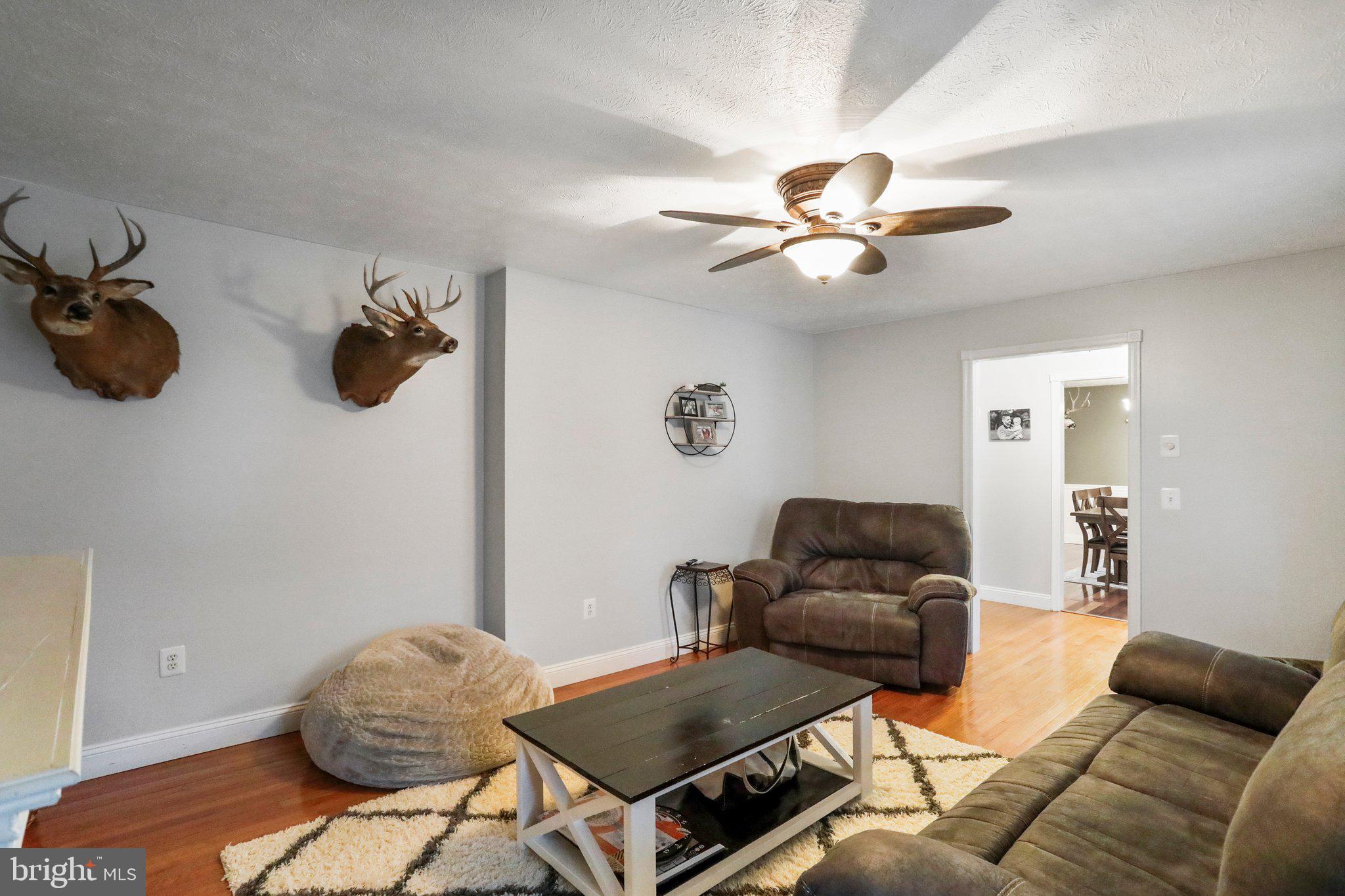 WOLF KNOB - Residential