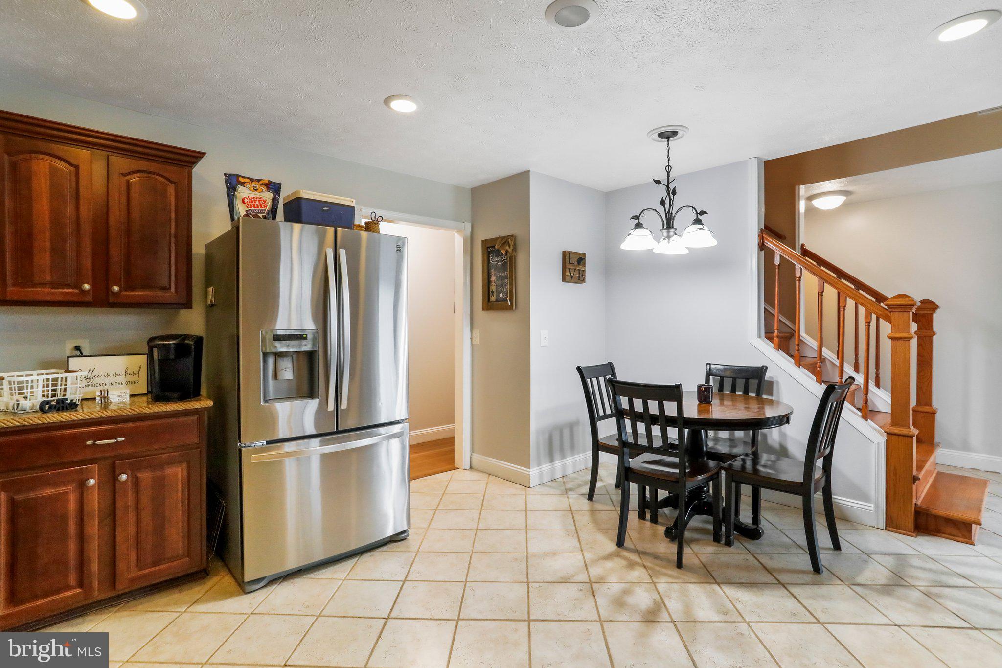 WOLF KNOB - Residential