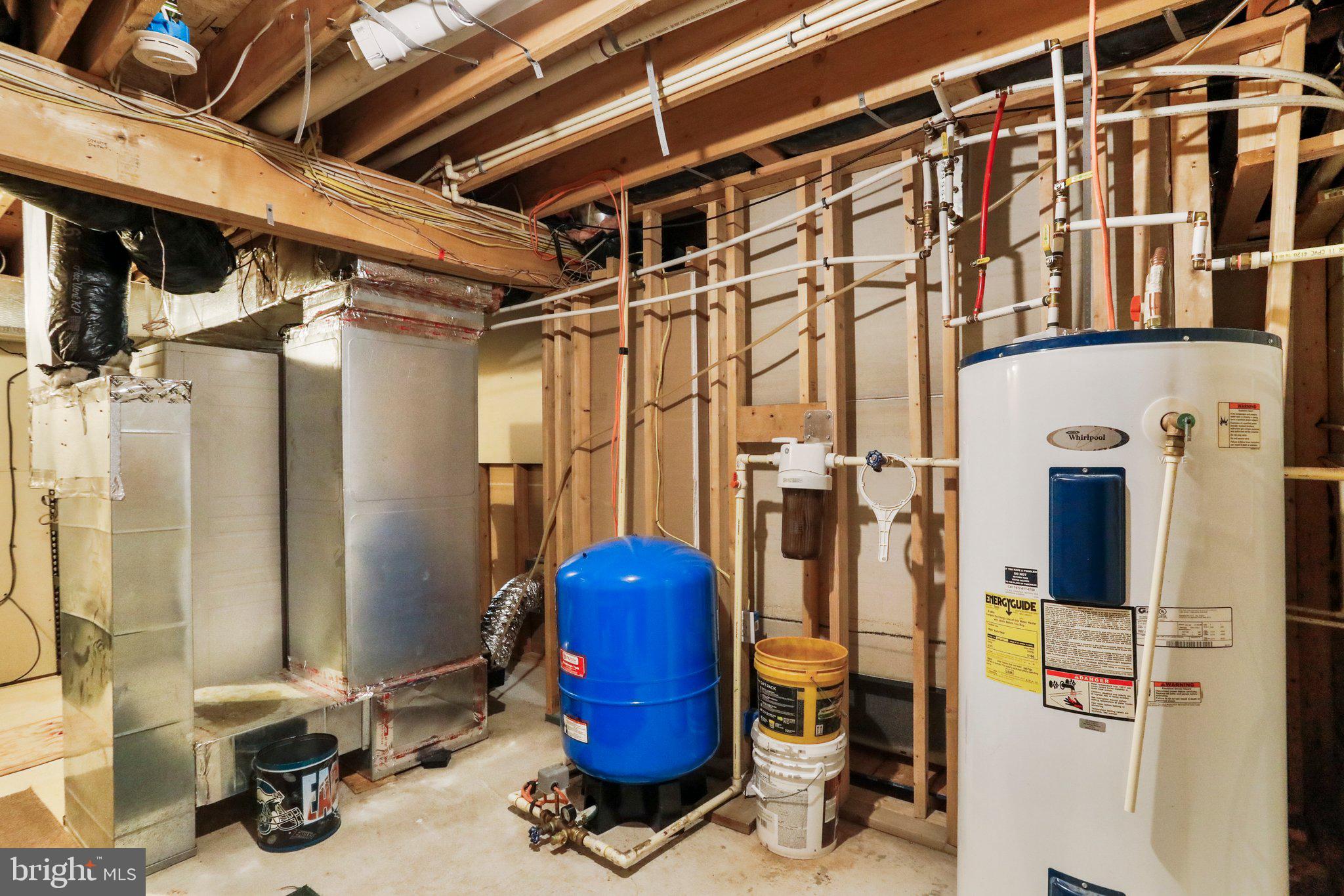 WOLF KNOB - Residential