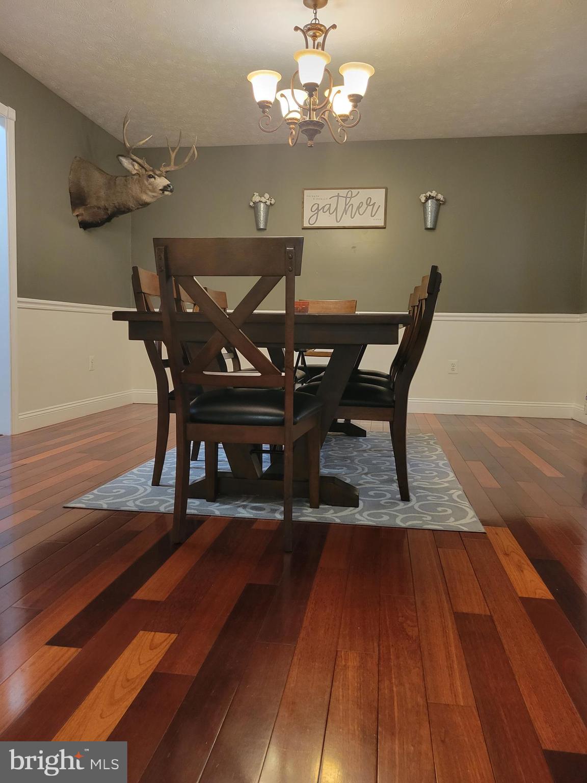 WOLF KNOB - Residential