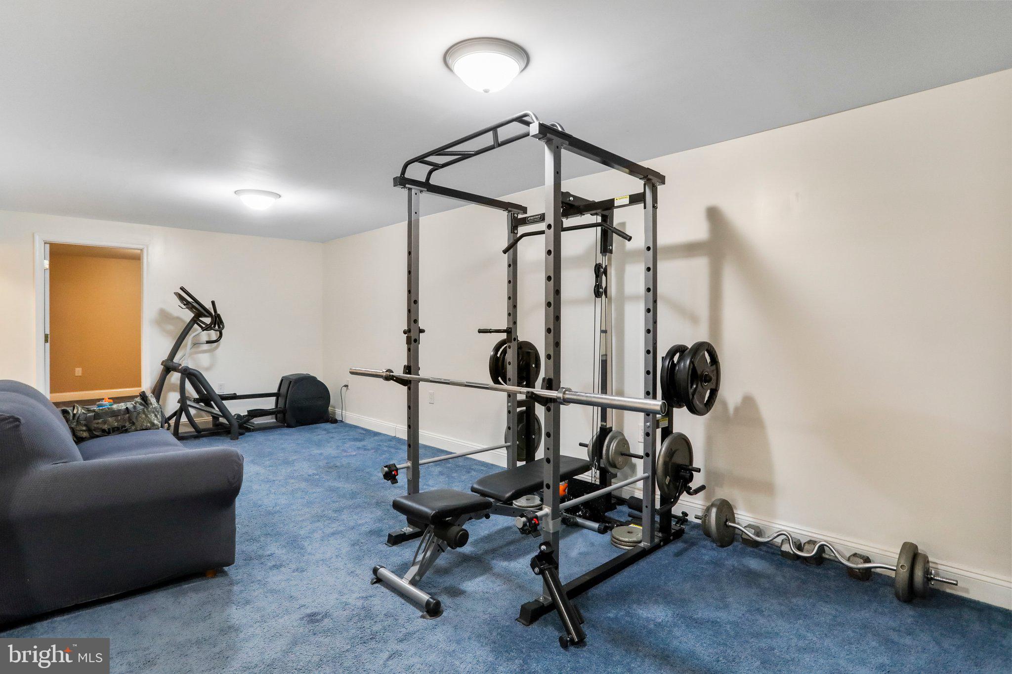 WOLF KNOB - Residential