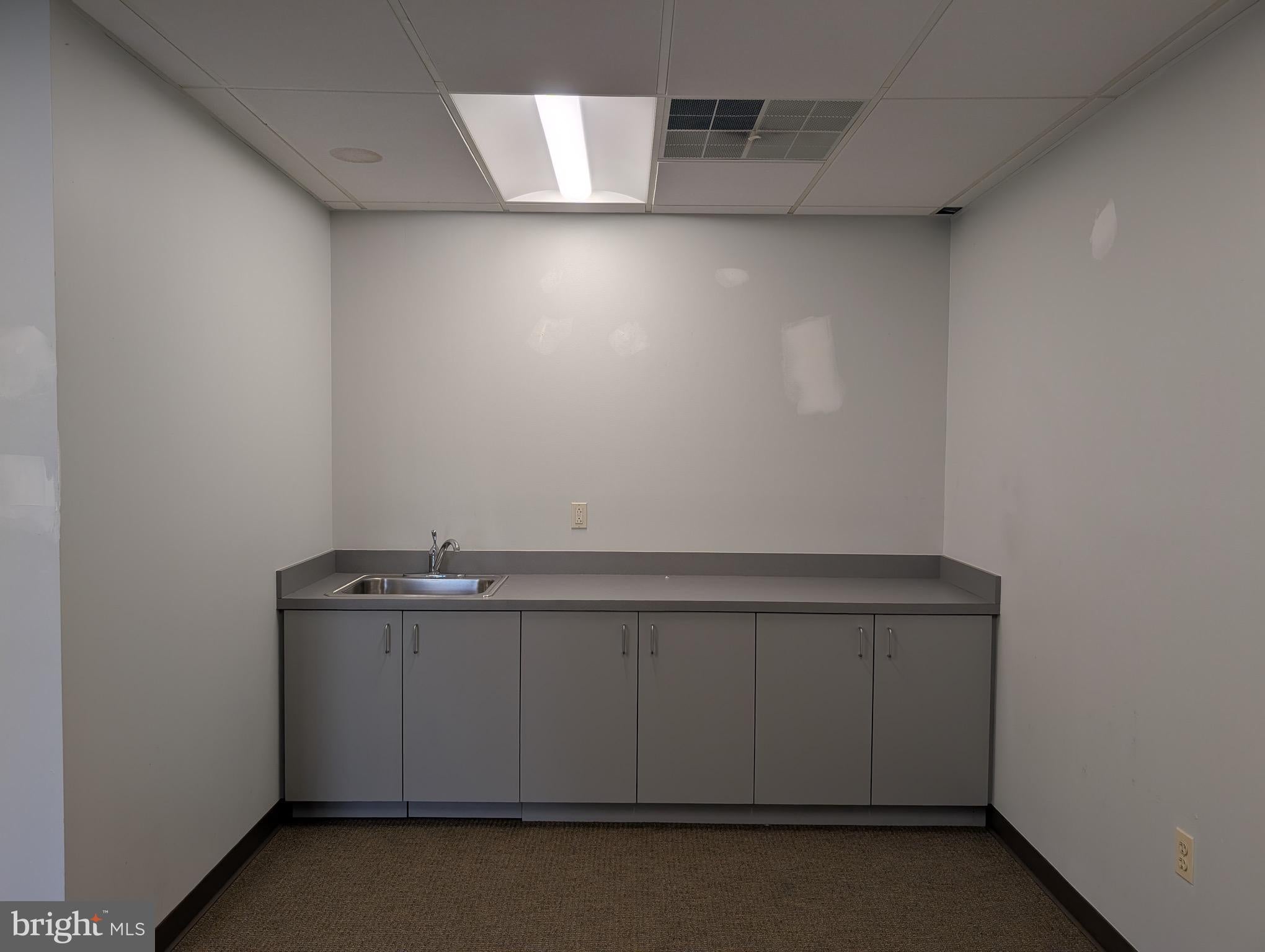 101 SKIPJACK ROAD 4/5