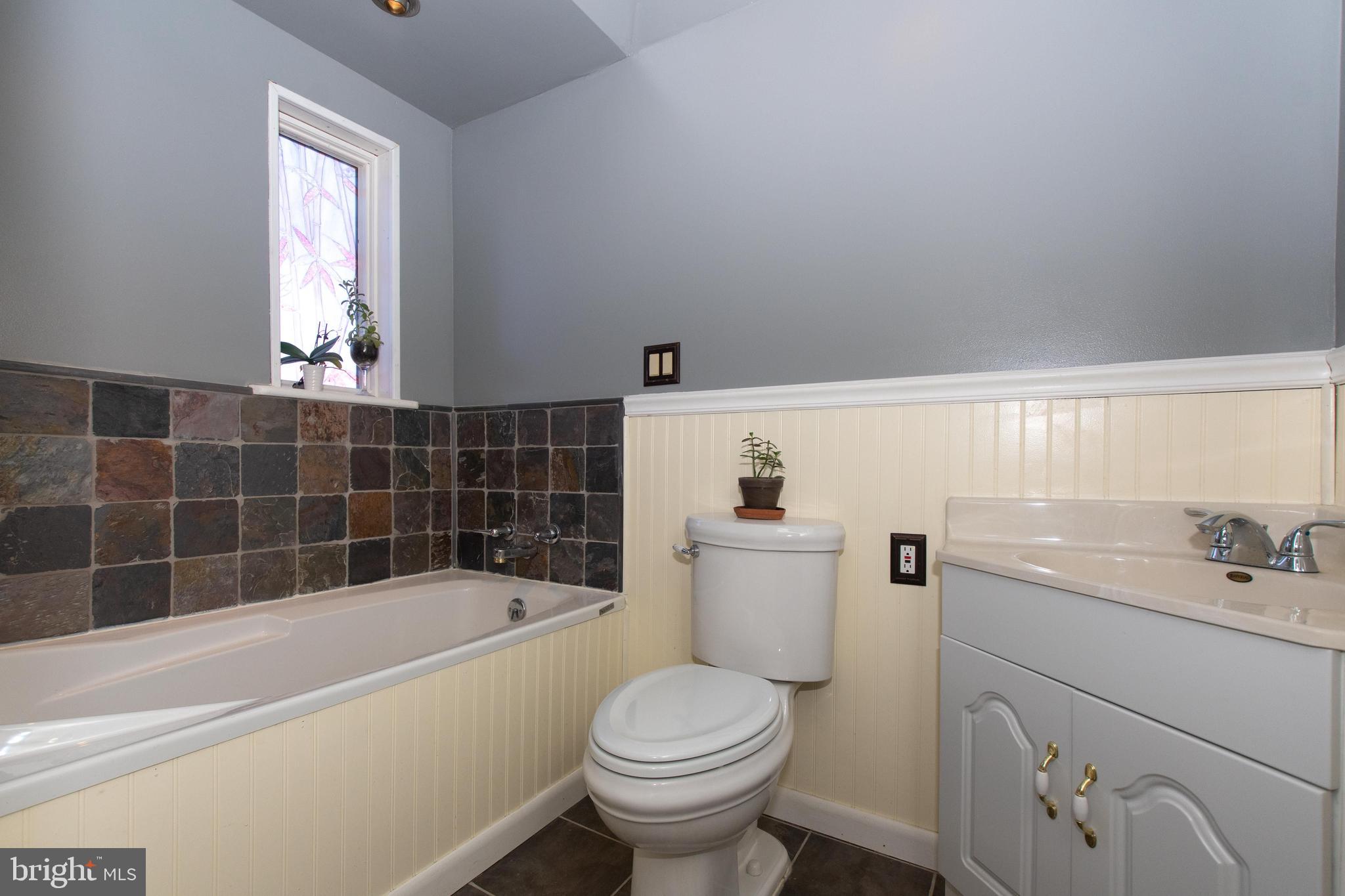 ROSEDALE - Residential