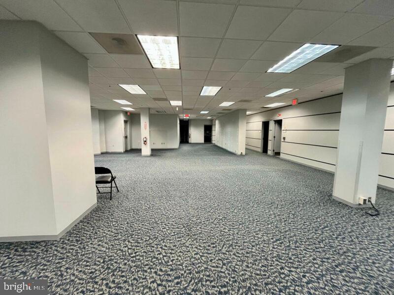 HOLABIRD - Commercial Lease