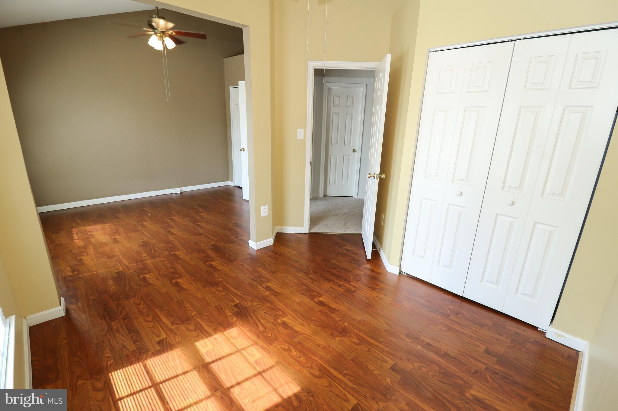 SOUTH RIDING - Residential Lease