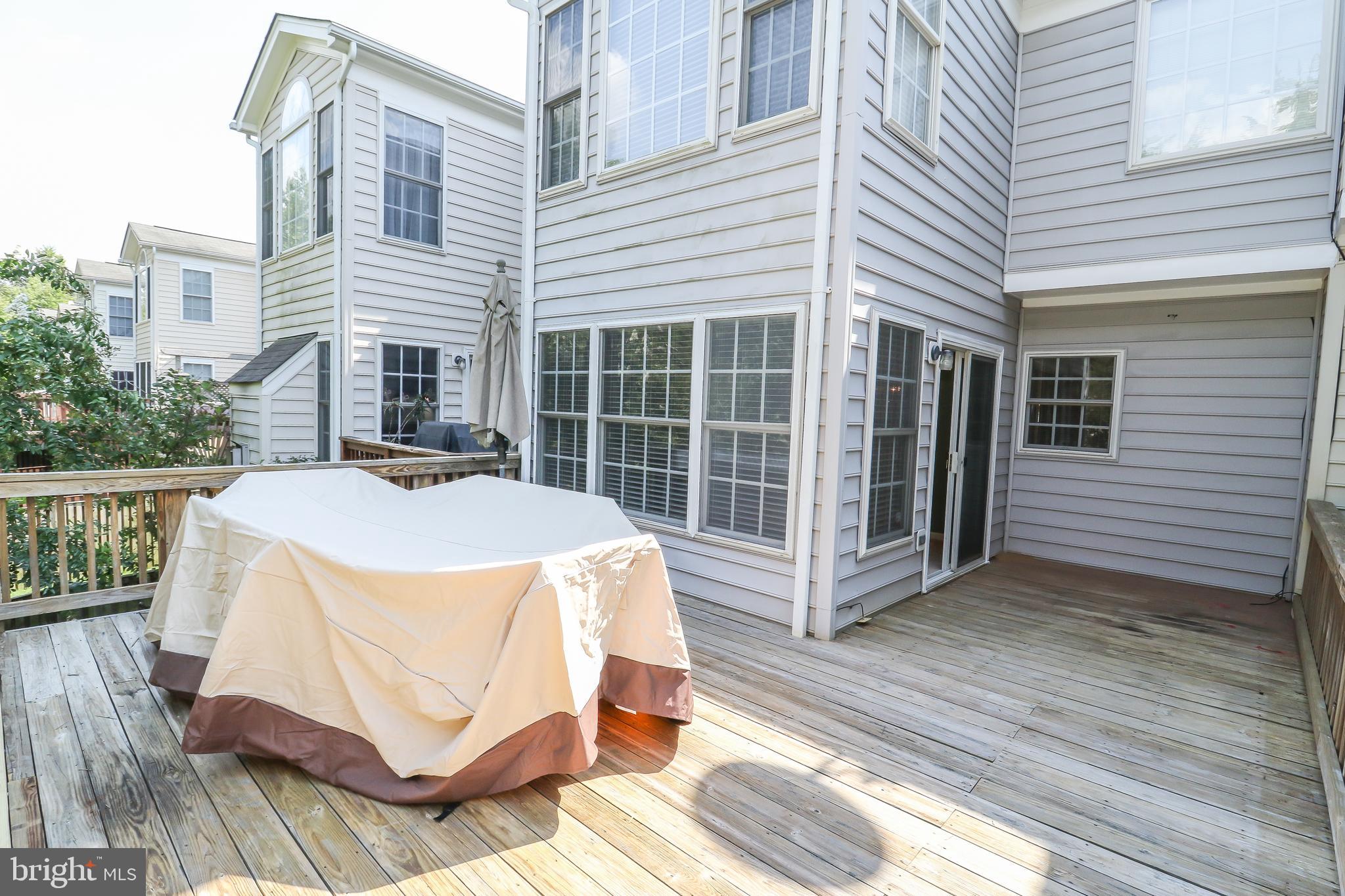 SOUTH RIDING - Residential Lease