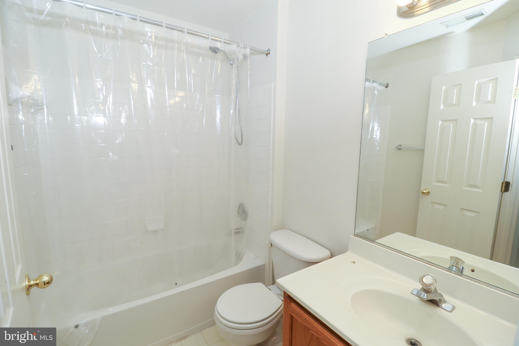 SOUTH RIDING - Residential Lease