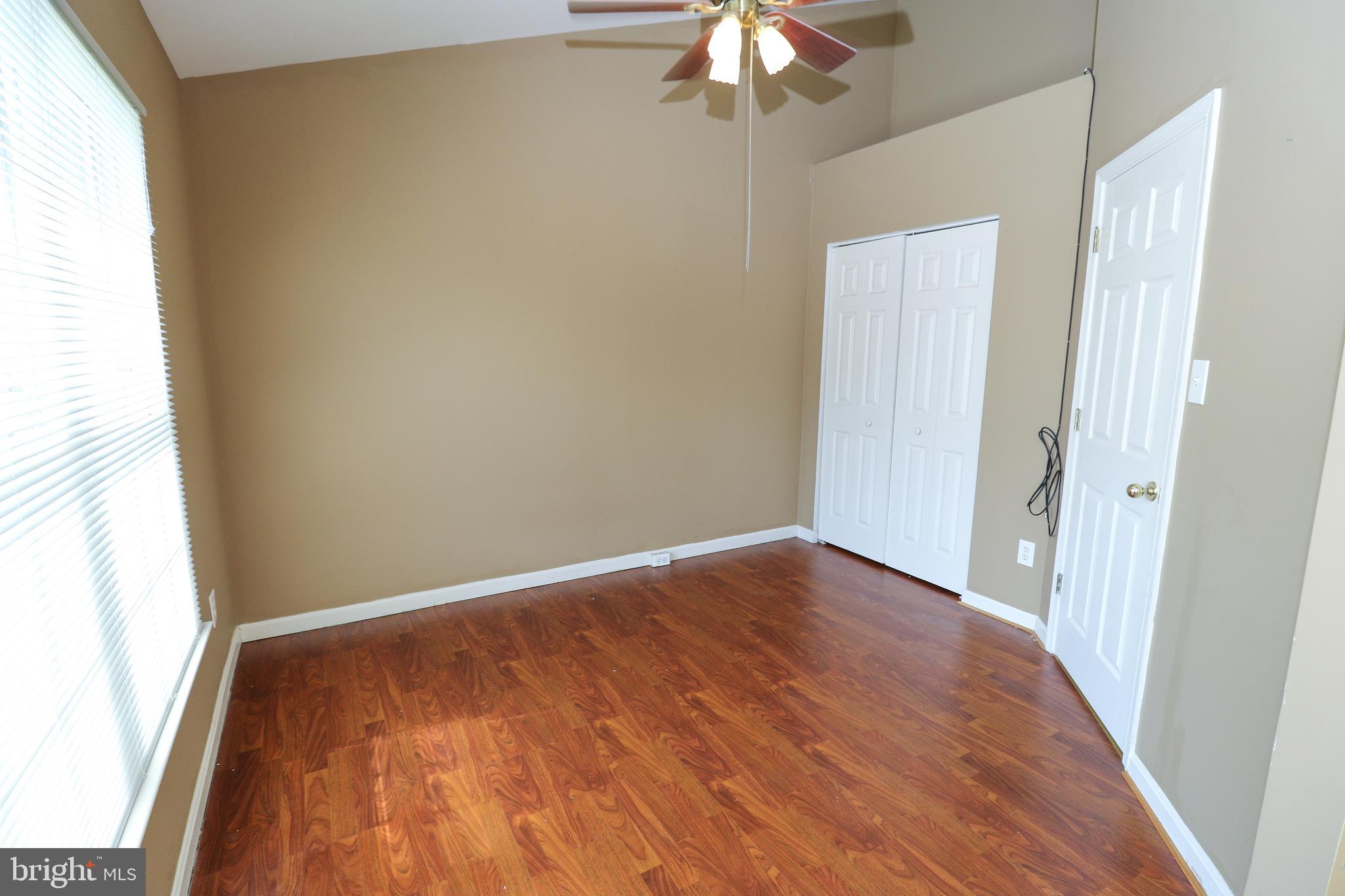 SOUTH RIDING - Residential Lease