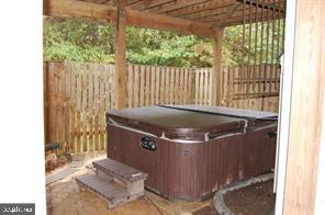 SOUTH RIDING - Residential Lease