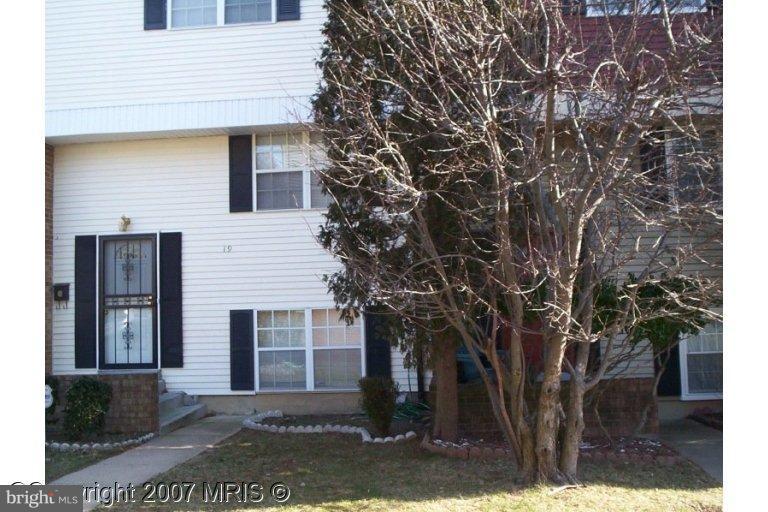 QUAIL MEADOWS TOWNHOUSES - Residential