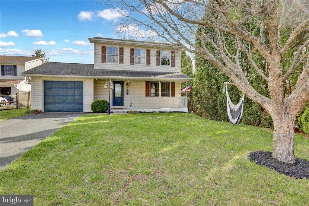 Photo of 112 Townhouse Lane, LANCASTER, PA 17603 (MLS # PALA2068344)