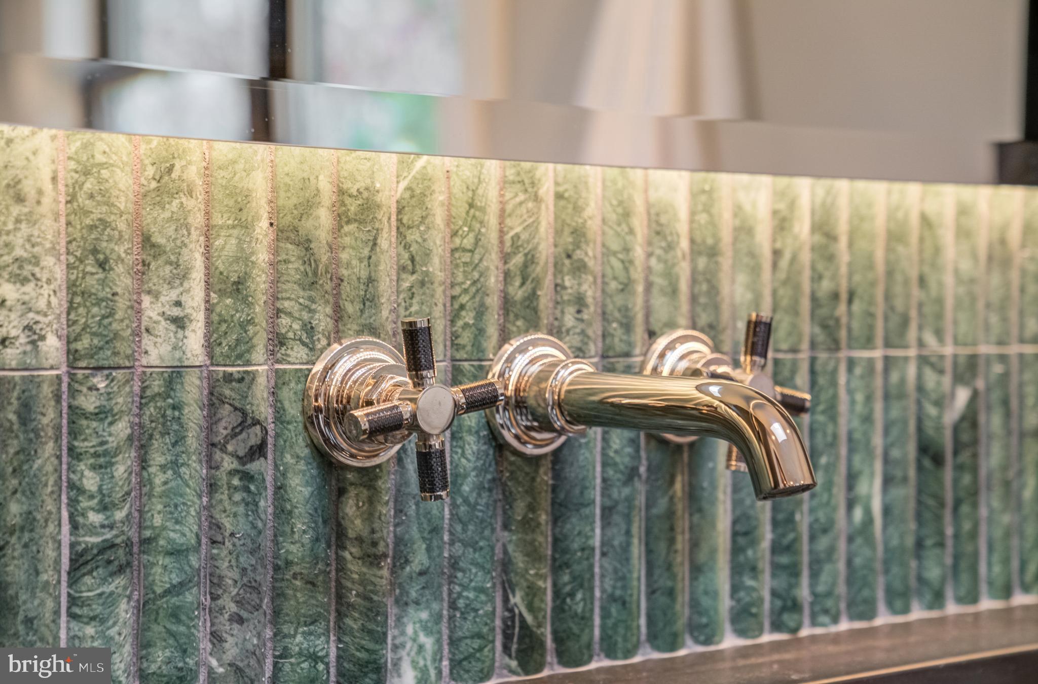 PT ROCKVILLE OUT RES - Residential