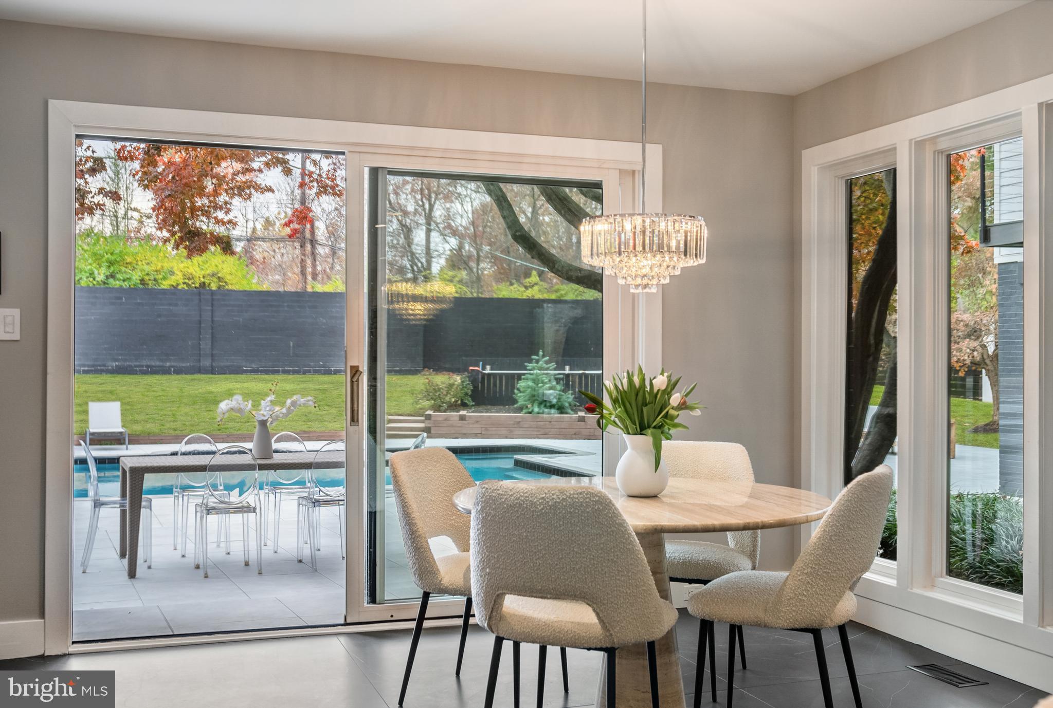 PT ROCKVILLE OUT RES - Residential