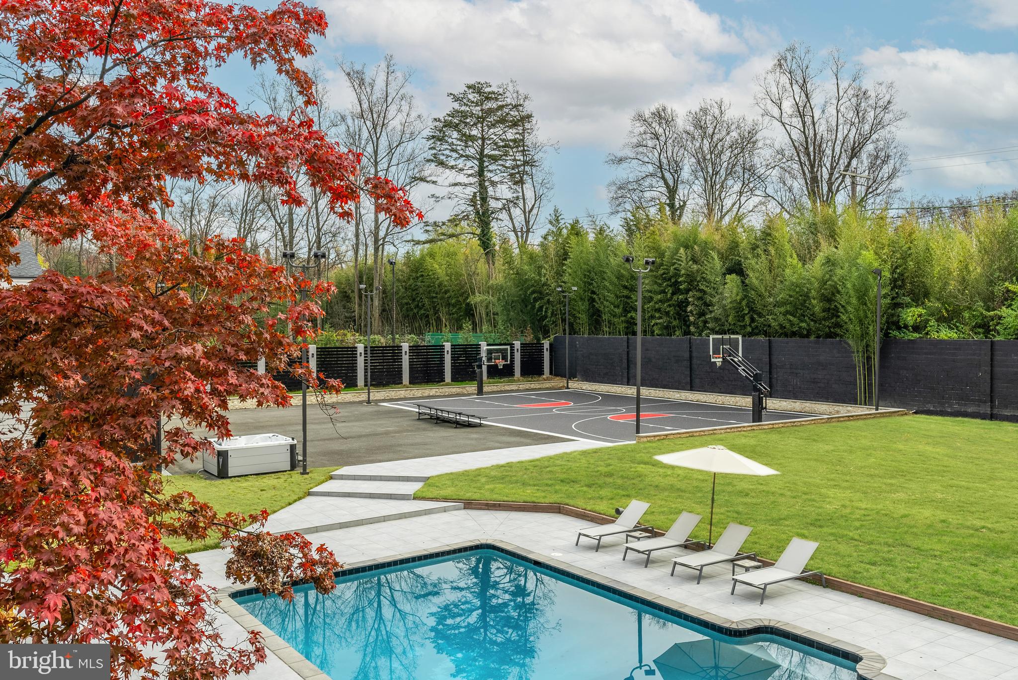 PT ROCKVILLE OUT RES - Residential