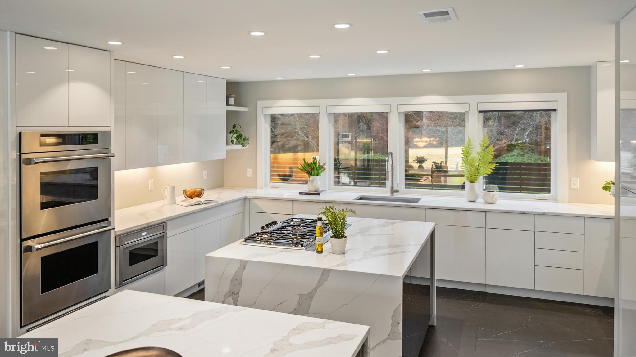 PT ROCKVILLE OUT RES - Residential