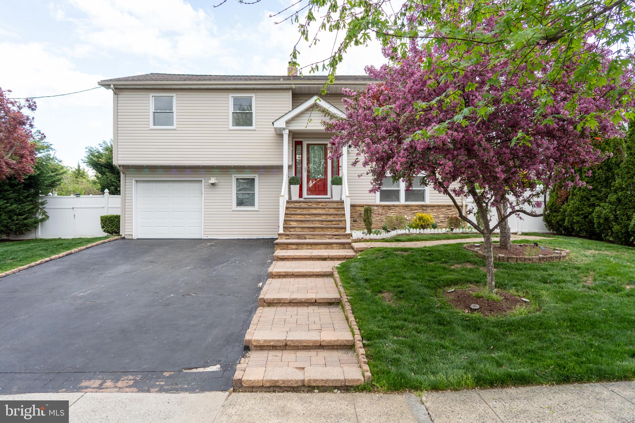 14 HOPATCONG DRIVE