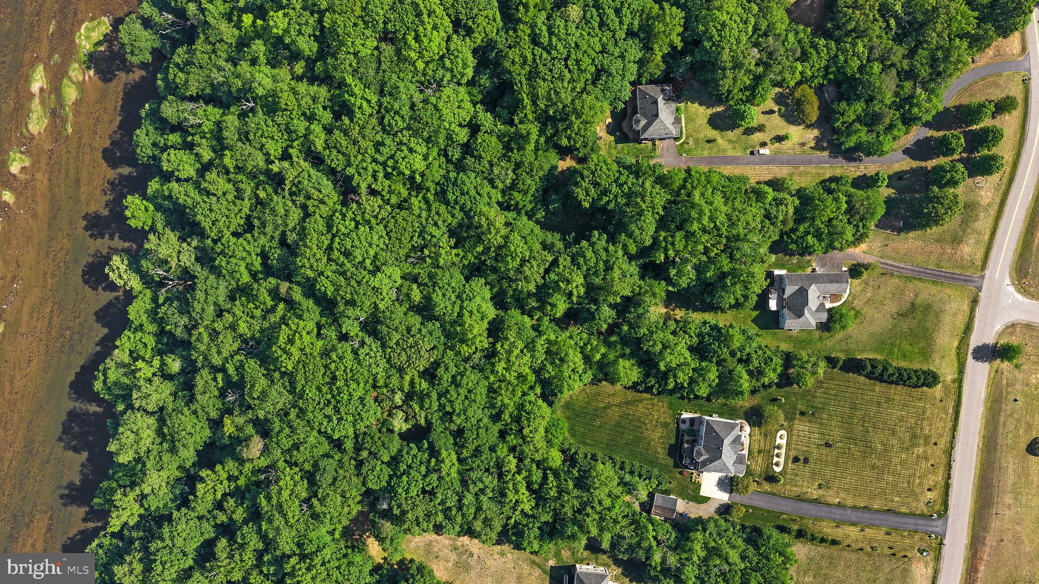 WELLINGTON CHASE ON THE RAPPAHANNOCK - Residential