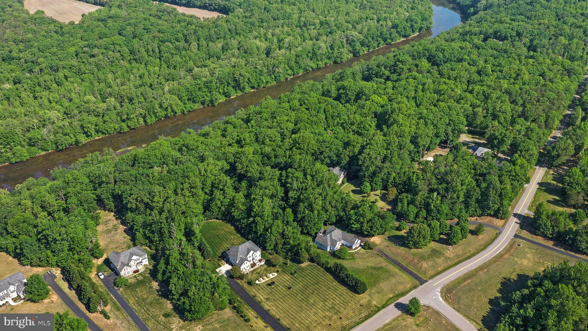 WELLINGTON CHASE ON THE RAPPAHANNOCK - Residential