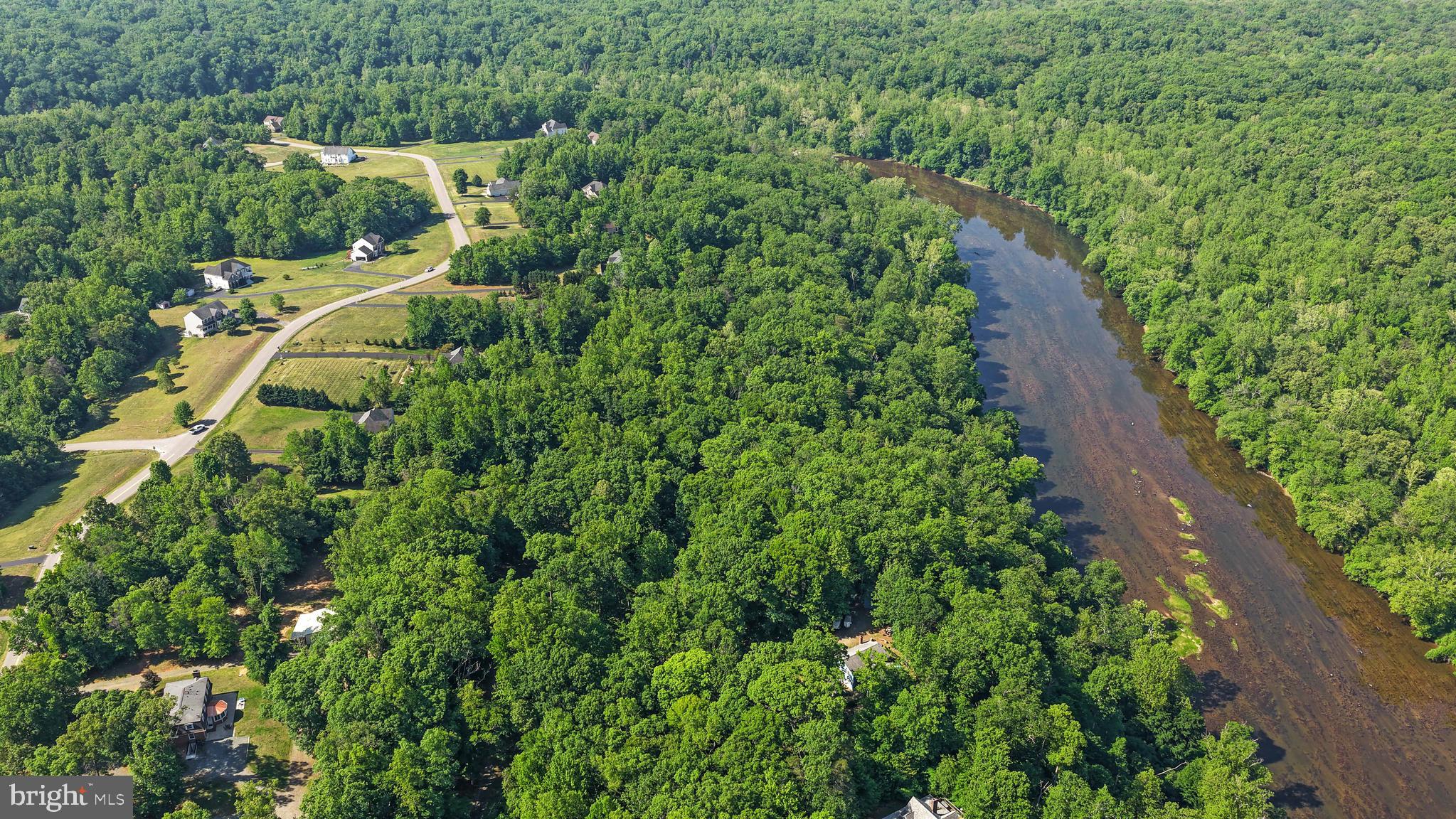 WELLINGTON CHASE ON THE RAPPAHANNOCK - Residential