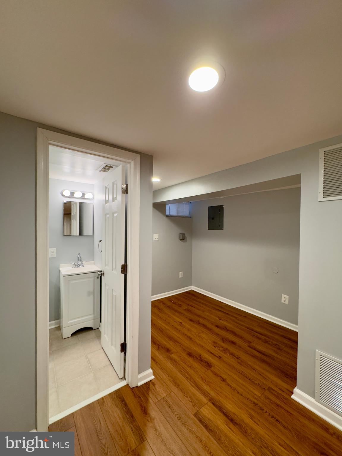 DUNDALK - Residential Lease