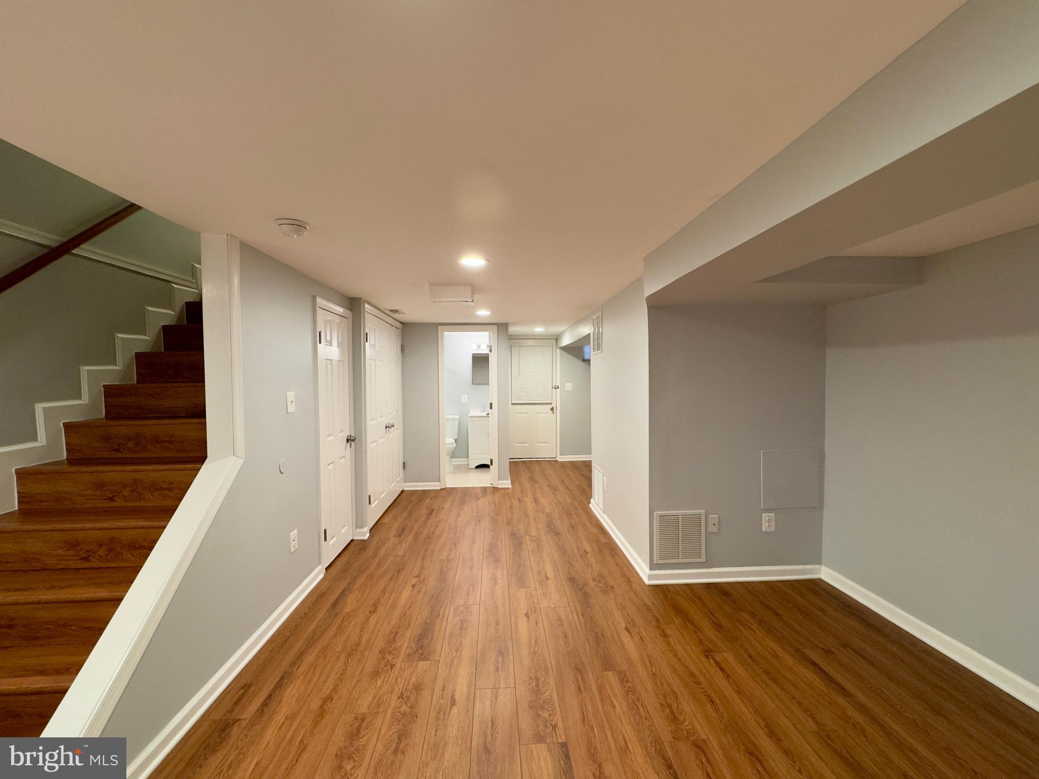 DUNDALK - Residential Lease