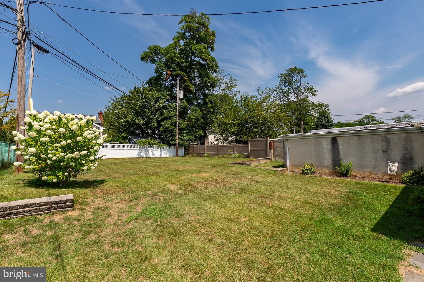 MERWOOD PARK - Residential Lease