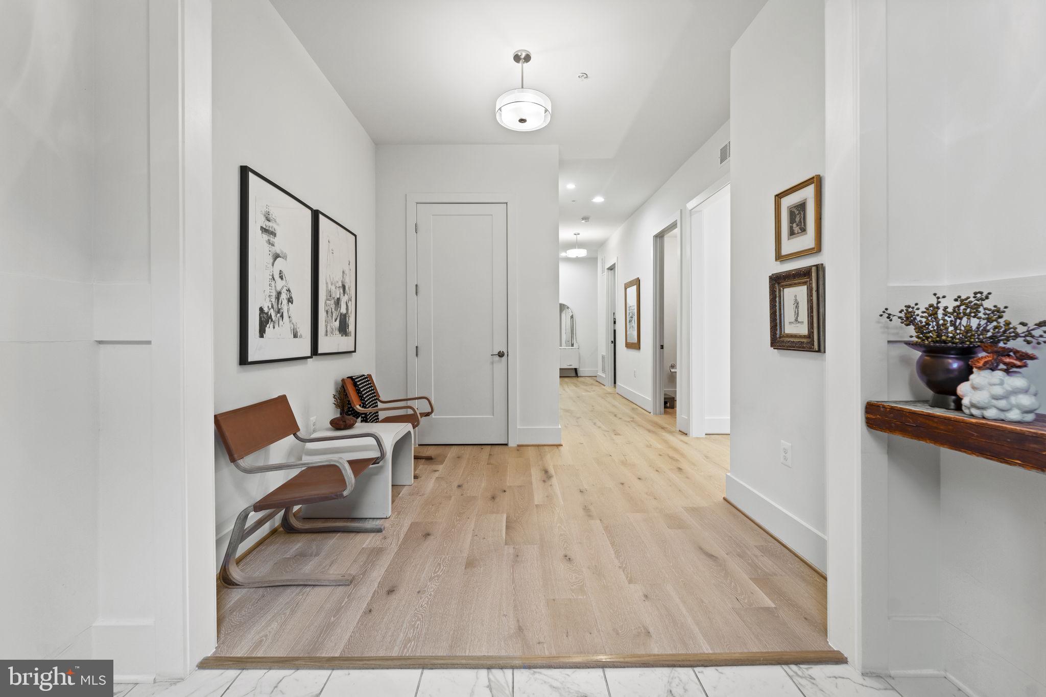 ONE LOUDOUN - Residential