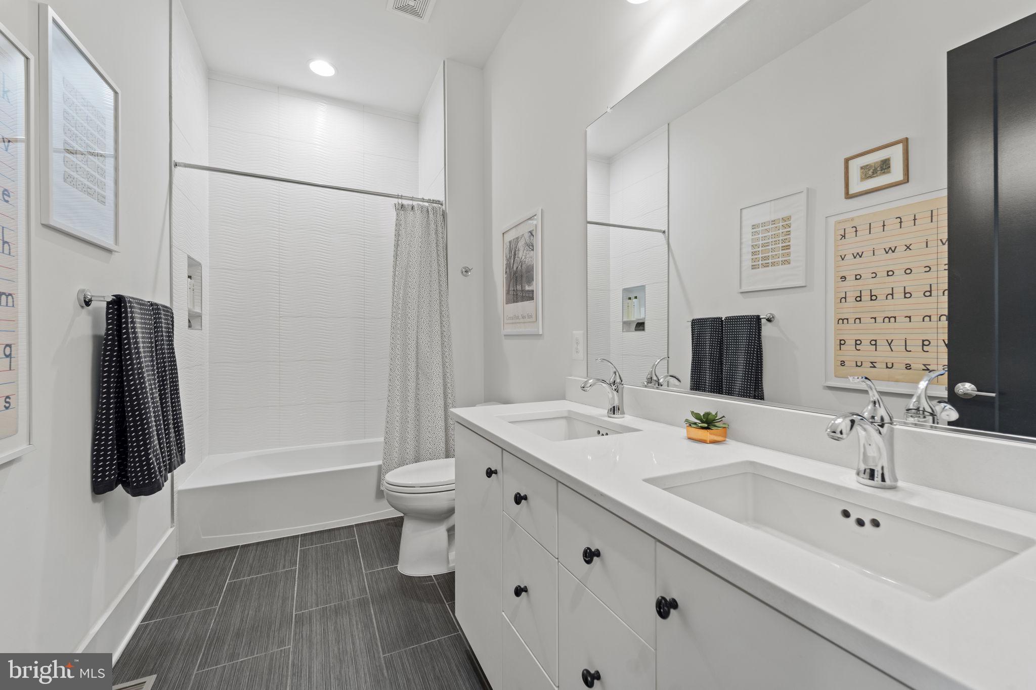 ONE LOUDOUN - Residential