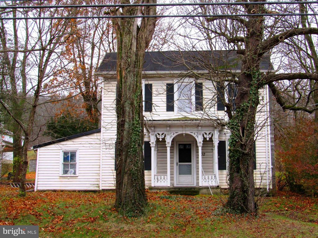 Photo of 302 S Carlisle Street, NEW BLOOMFIELD, PA 17068 (MLS # PAPY2008612)