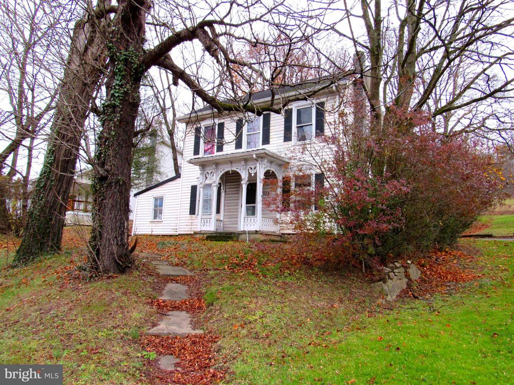 Photo of 302 S Carlisle Street, NEW BLOOMFIELD, PA 17068 (MLS # PAPY2008612)